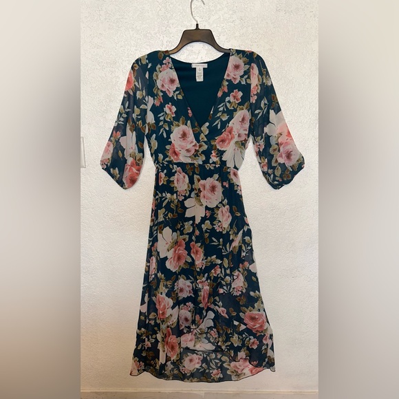 club soda Dresses & Skirts - Floral Maxi V-Neck Dress Women’s Club Soda Size XL Puff Sleeve Boho Romantic